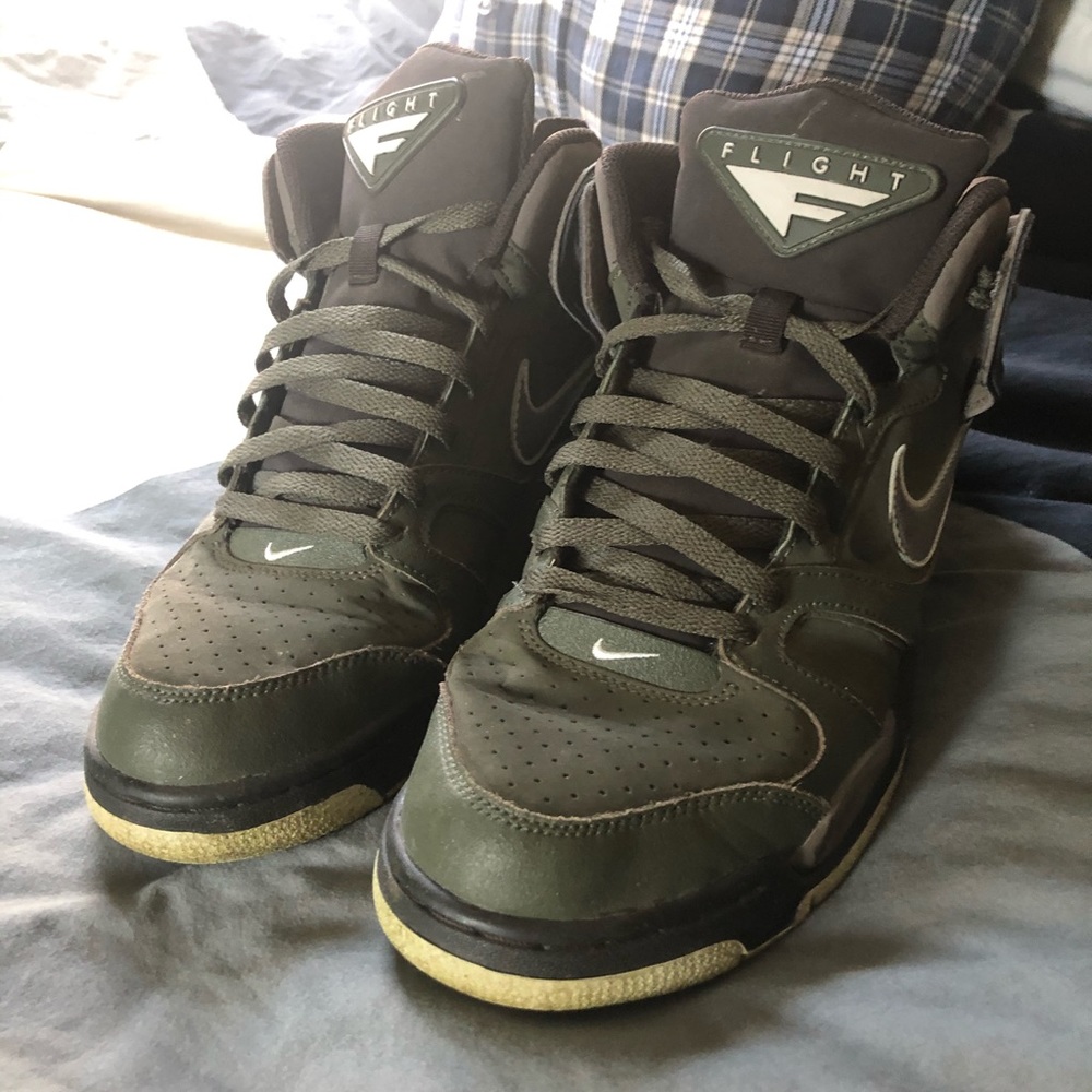 Nike Flights